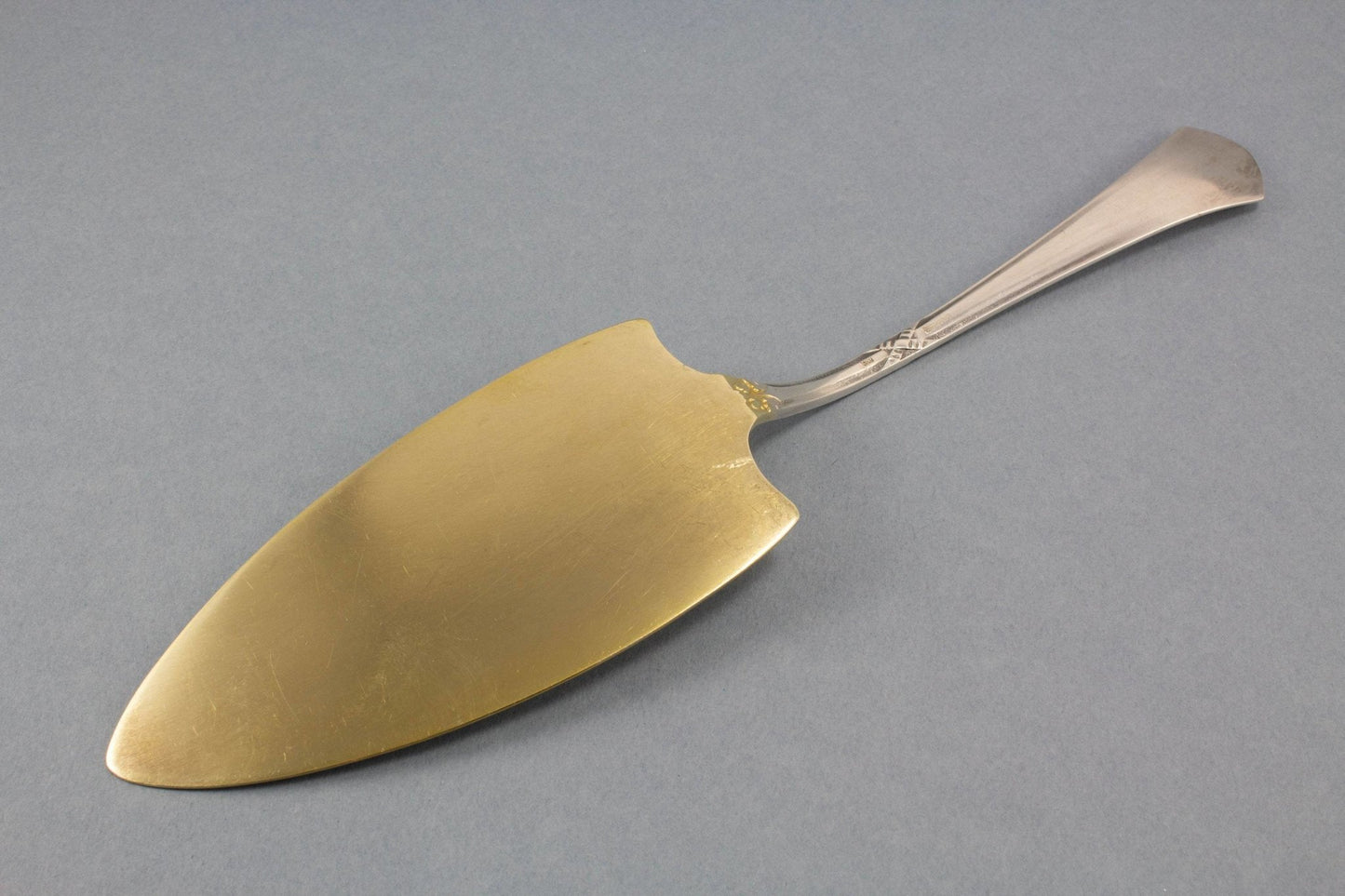 Großer Jugendstil Tortenheber, versilbertes Besteck