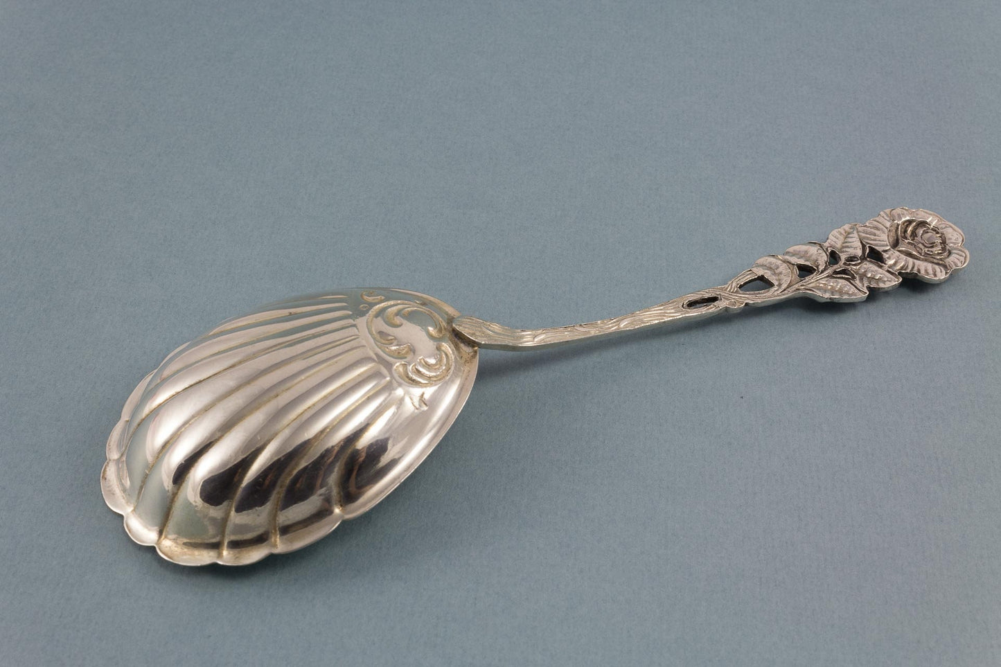 Sahnelöffel aus Silber, Löffel Hildesheimer Rosen- Muster