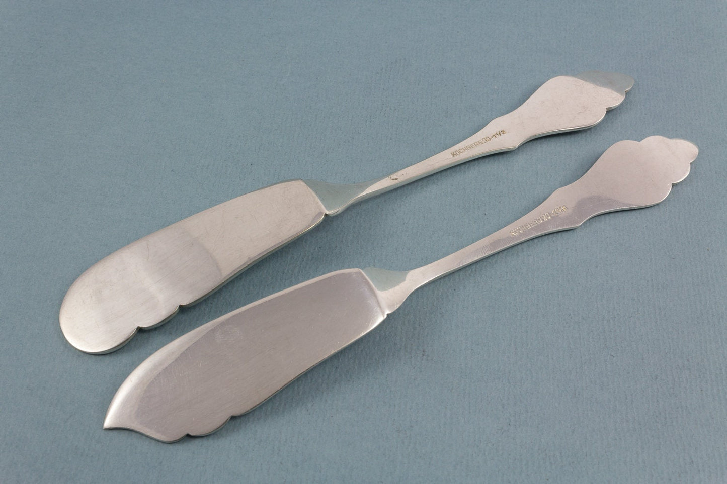 Buttermesser und Käsemesser, Messer- Set von Koch und Bergfeld im Ostfriesenmuster