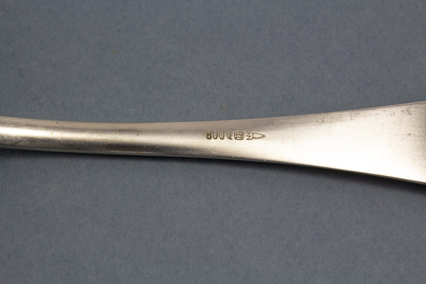 Silberne Esslöffel von BSF, 800er Silber, Perl, Fackel, Halbmond + Krone