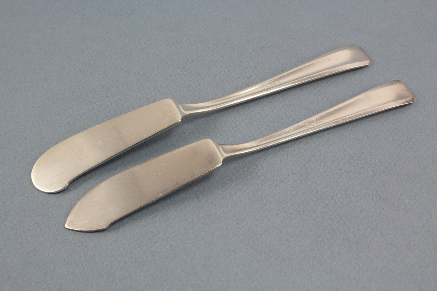 Käsemesser und Buttermesser von OKA