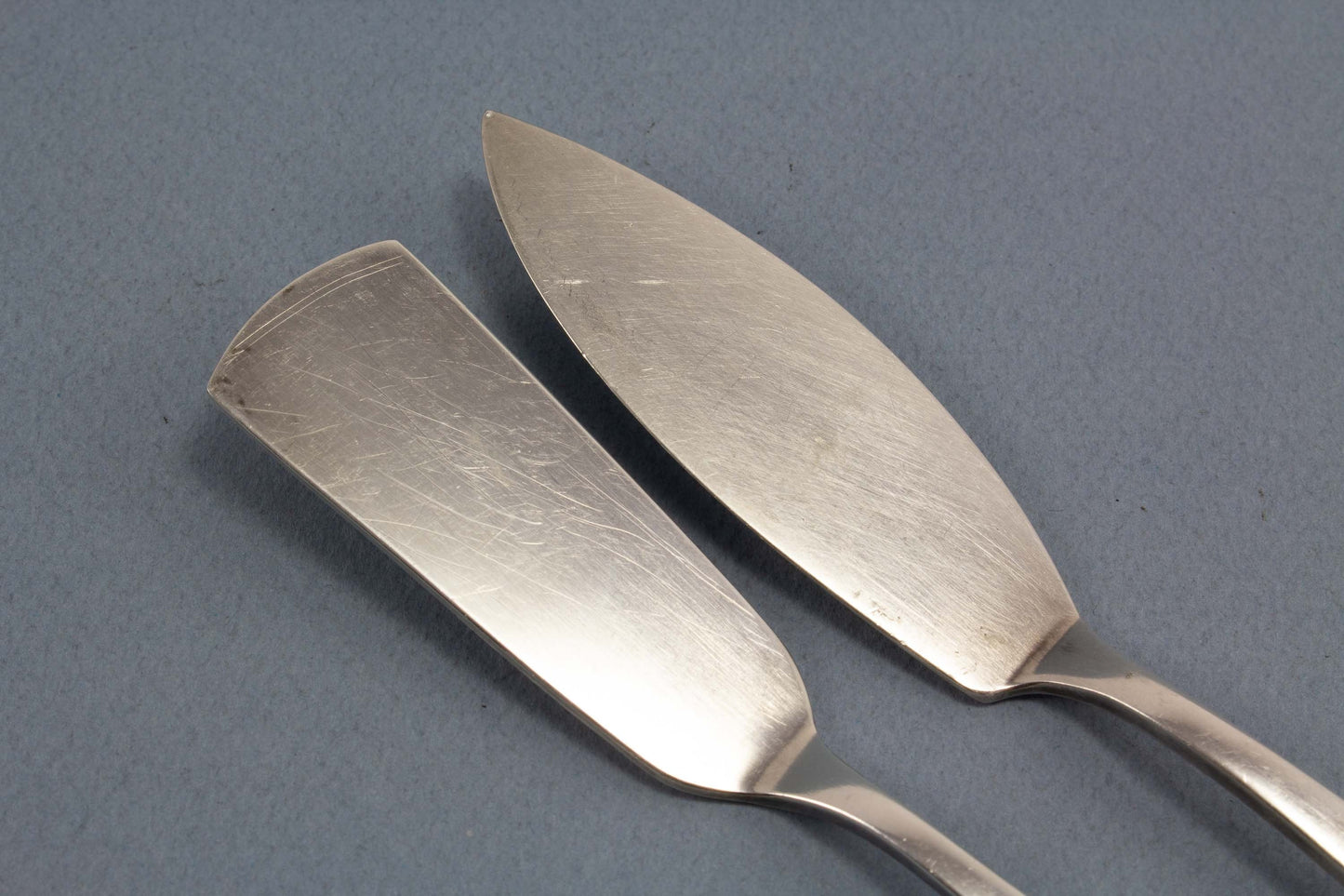 Versilbertes Käsemesser und Buttermesser, WMF