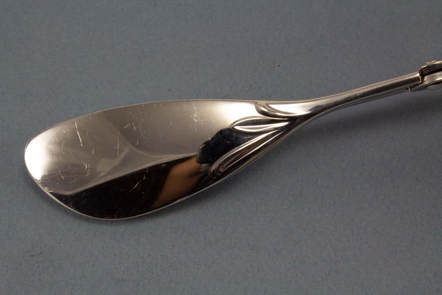 Große versilberte Gebäckzange, WMF