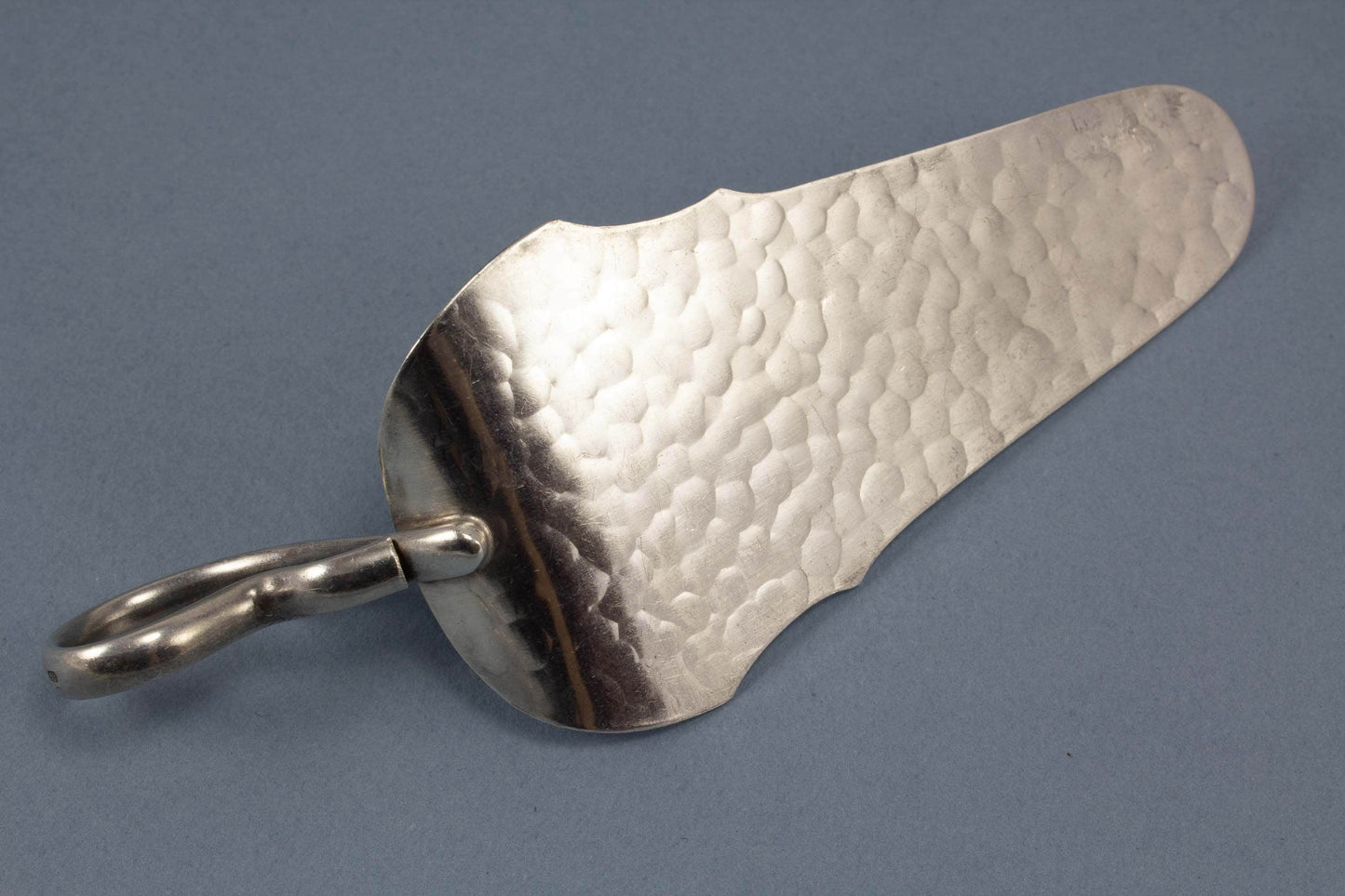 Nice pastry server, WMF, silver plated, hammered pattern