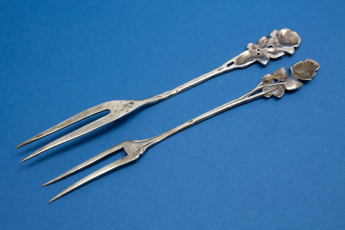 2 große Käsespieße aus Silber, Hildesheimer Rose