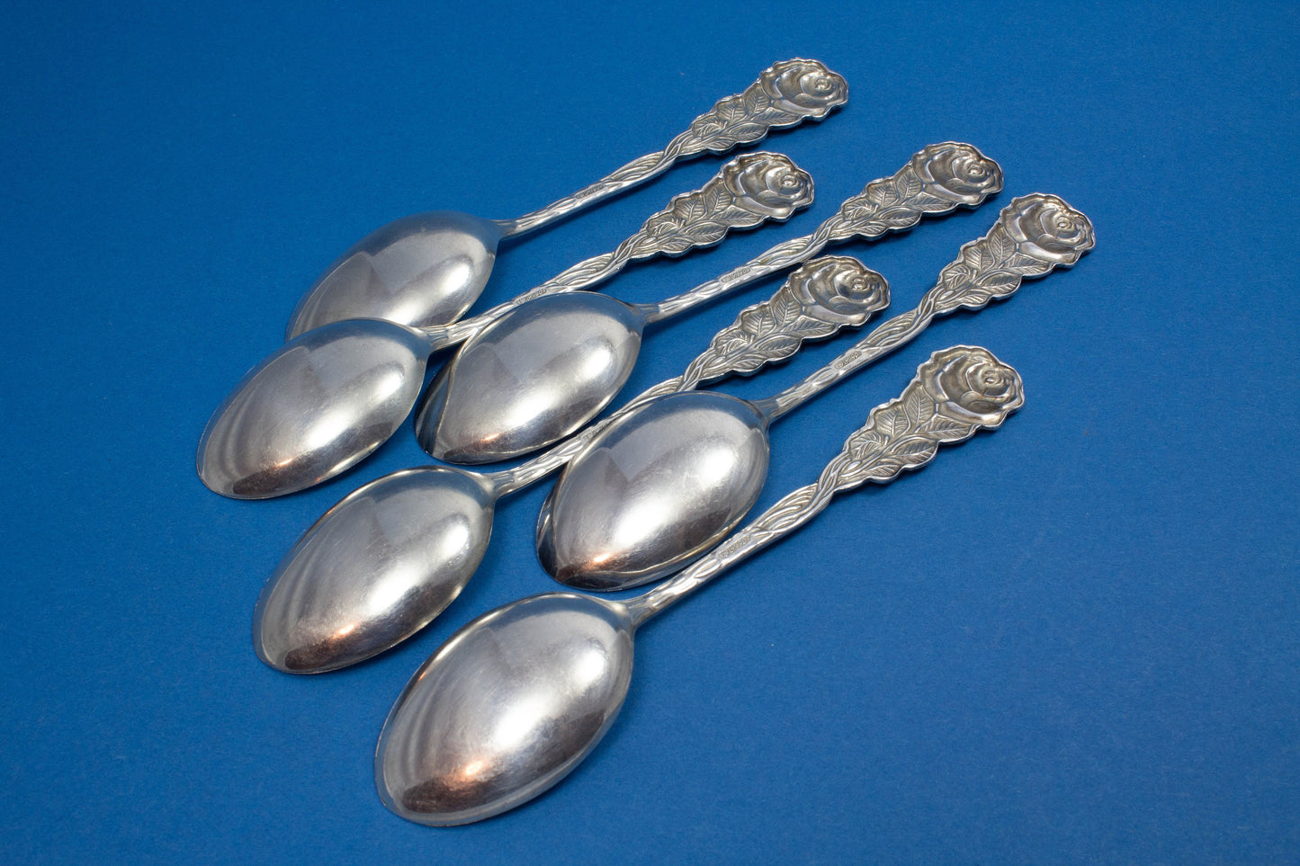 Teelöffel mit Rosenmuster, versilbertes Besteck, Kaffeelöffel