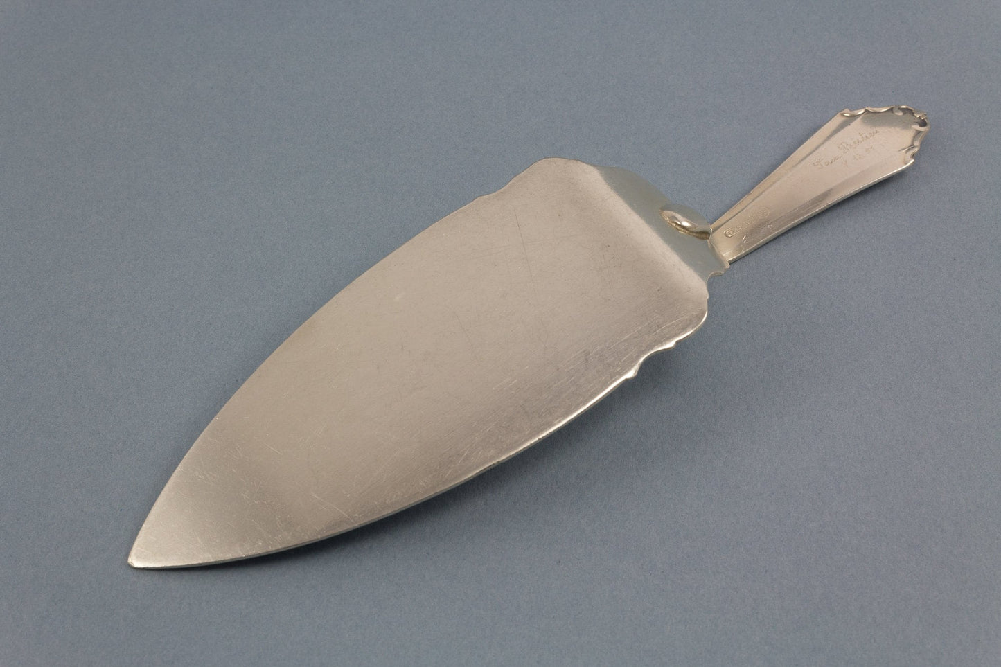 Silver-plated pastry server