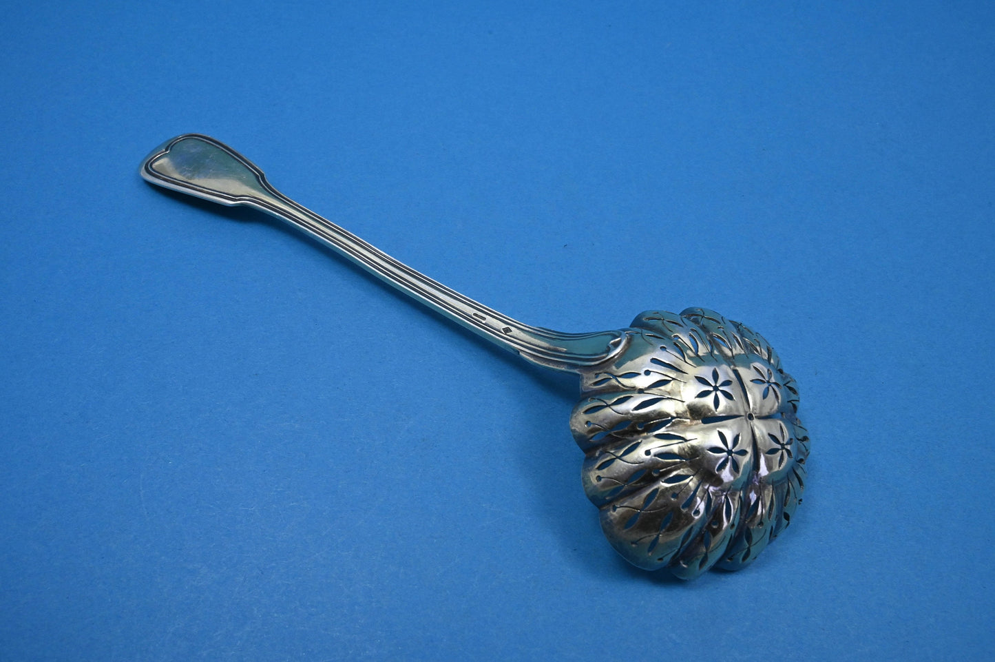 Seltener Erbsenlöffel von WMF, antiker Servierlöffel, vergoldet