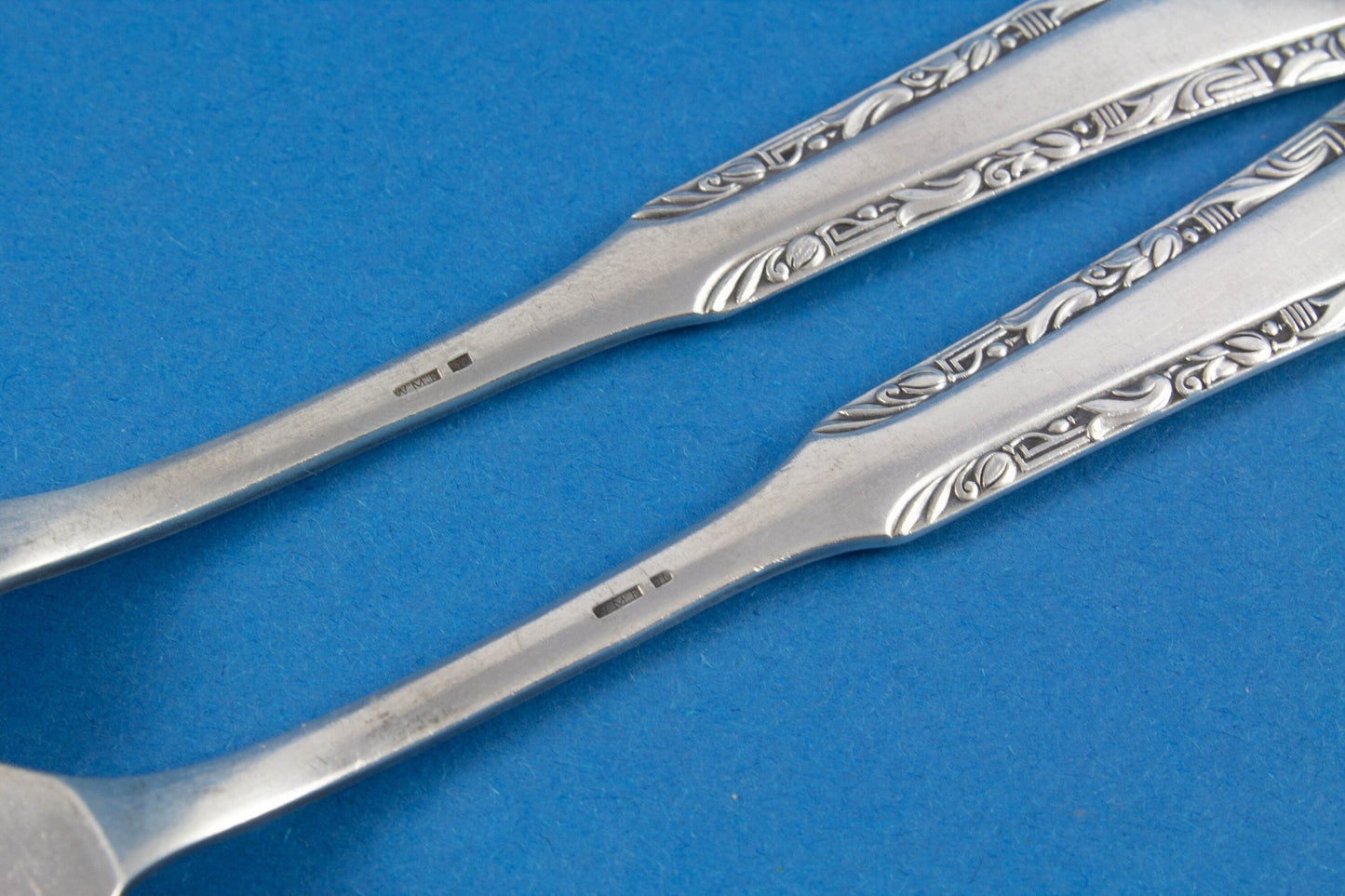 Versilbertes Käsemesser und Buttermesser, WMF 2000 - Löffelland