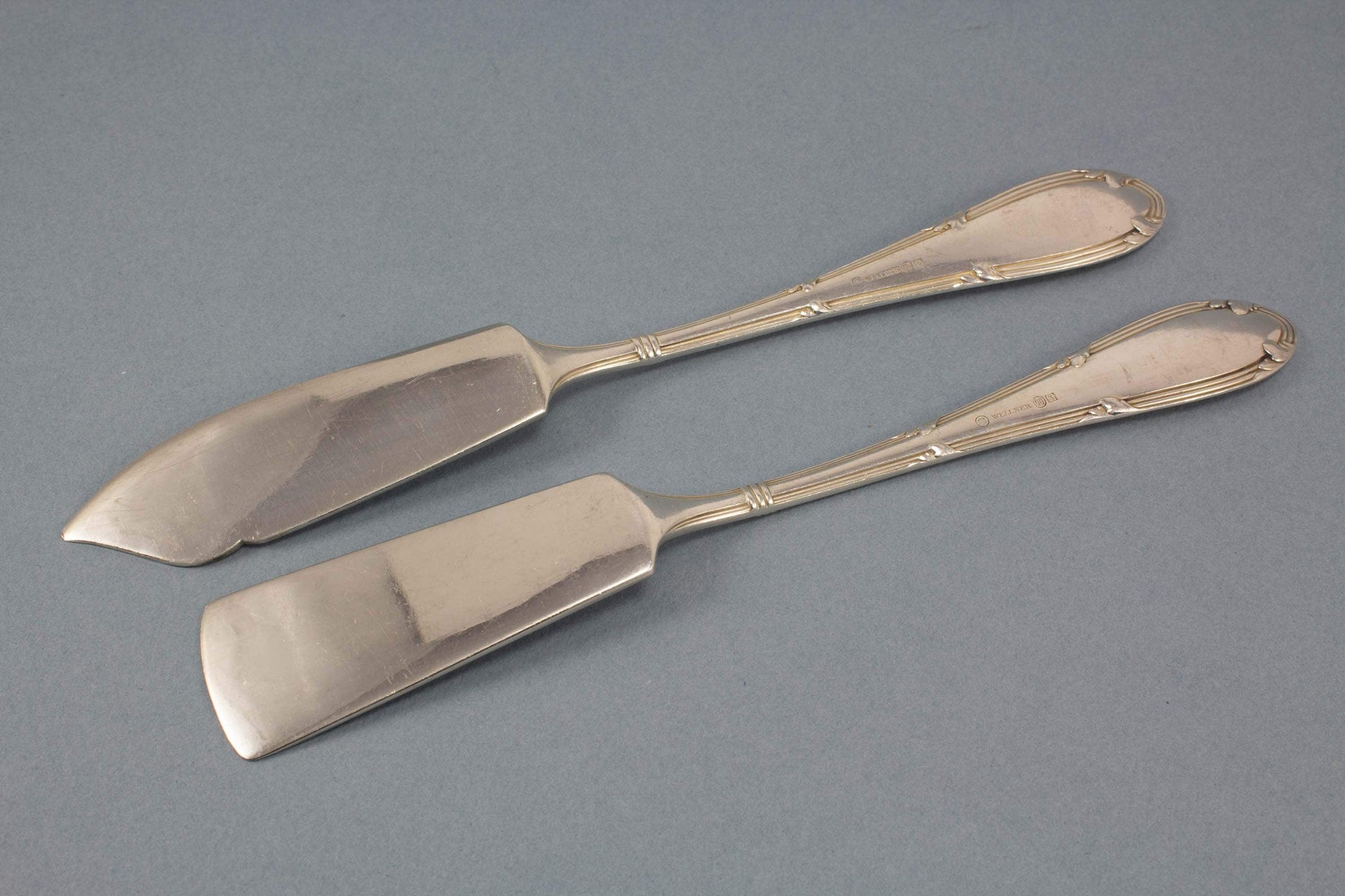 Wellner Käsemesser und Buttermesser antikes Besteckset