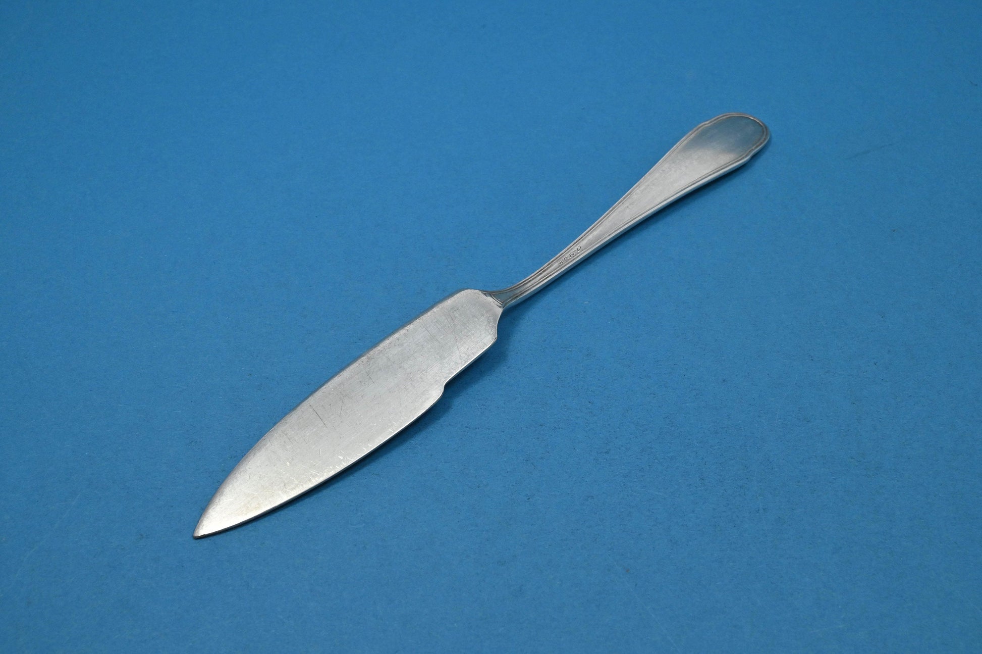 Versilbertes Fischmesser von WMF, WMF 200 Kreuzband