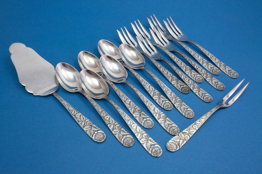Schönes versilbertes Tea Time Set für 6, Kuchengabeln, Teelöffel, Tortenheber