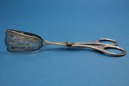 Schöne versilberte Gebäckzange im Jugendstil