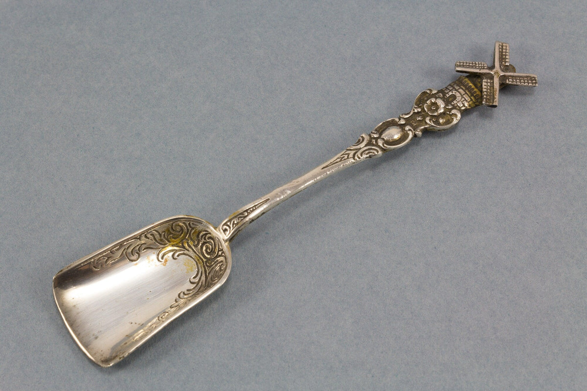kleiner-zuckerloffel-aus-800er 
