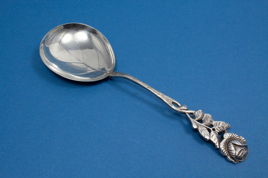 Sahnelöffel mit Rose, versilbertes Vintage Besteck - Löffelland